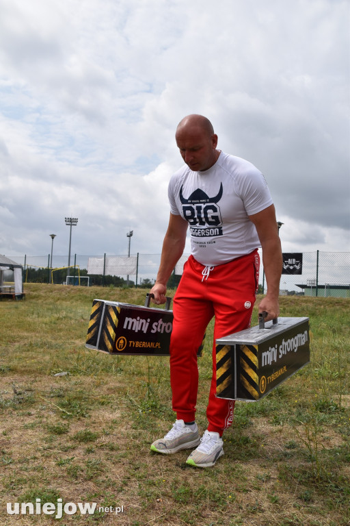Strongman motocyklistów i zlot u Banity