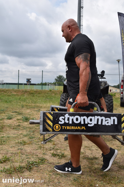 Strongman motocyklistów i zlot u Banity