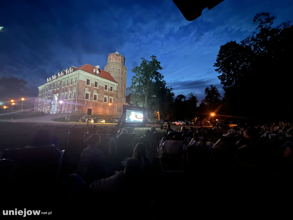 Tak wyglądało letnie kino plenerowe w Uniejowie