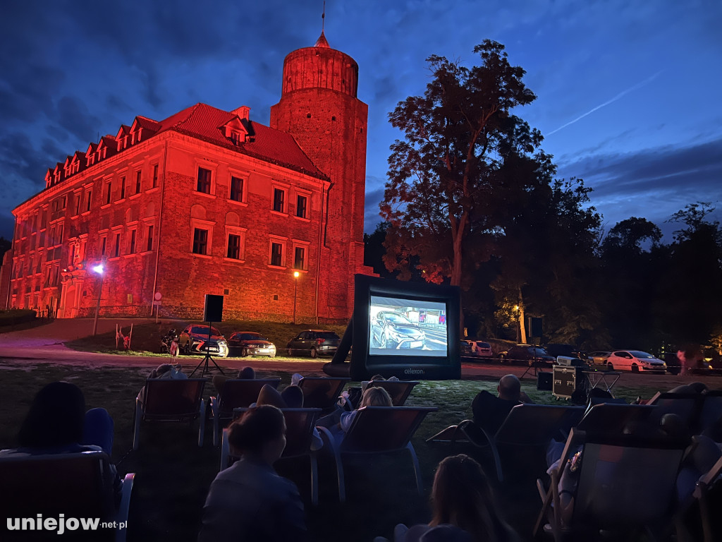 Tak wyglądało letnie kino plenerowe w Uniejowie