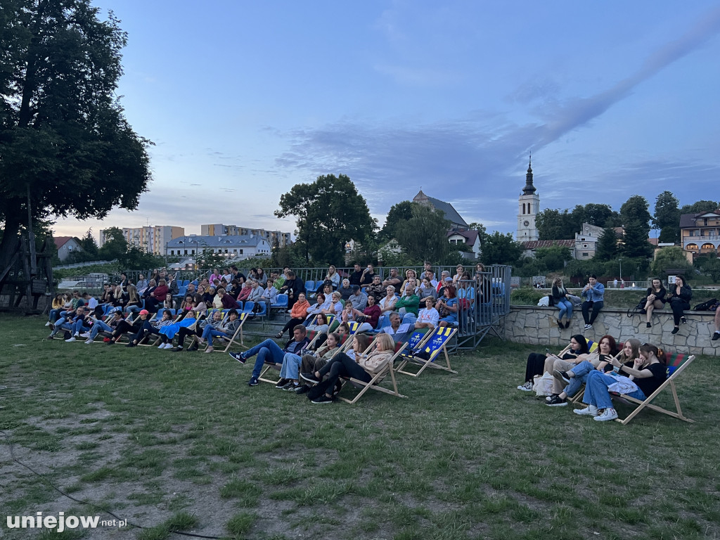 Tak wyglądało letnie kino plenerowe w Uniejowie