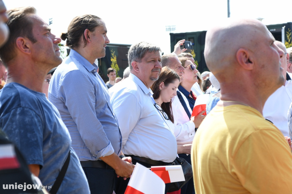 Prezes PiS Jarosław Kaczyński na pikniku wojskowym w Uniejowie