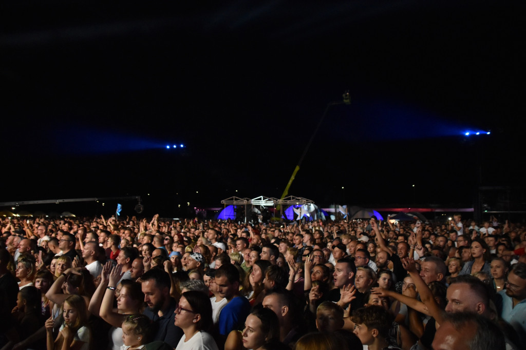 Gwiazdy Earth Festiwalu w Uniejowie. Koncert