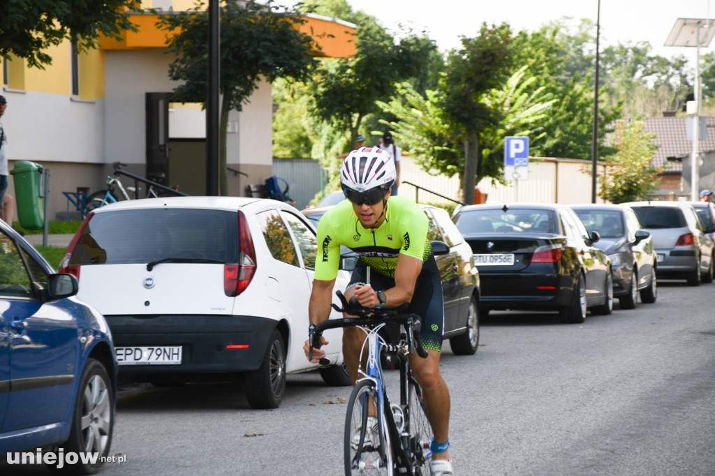 Samsung River Triathlon 2023 cz.1 start, pływanie, rower