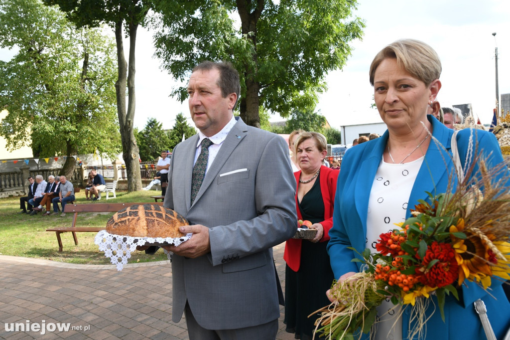Gmina Uniejów. Dożynki gminno-parafialne gościły w Wieleninie Kolonii