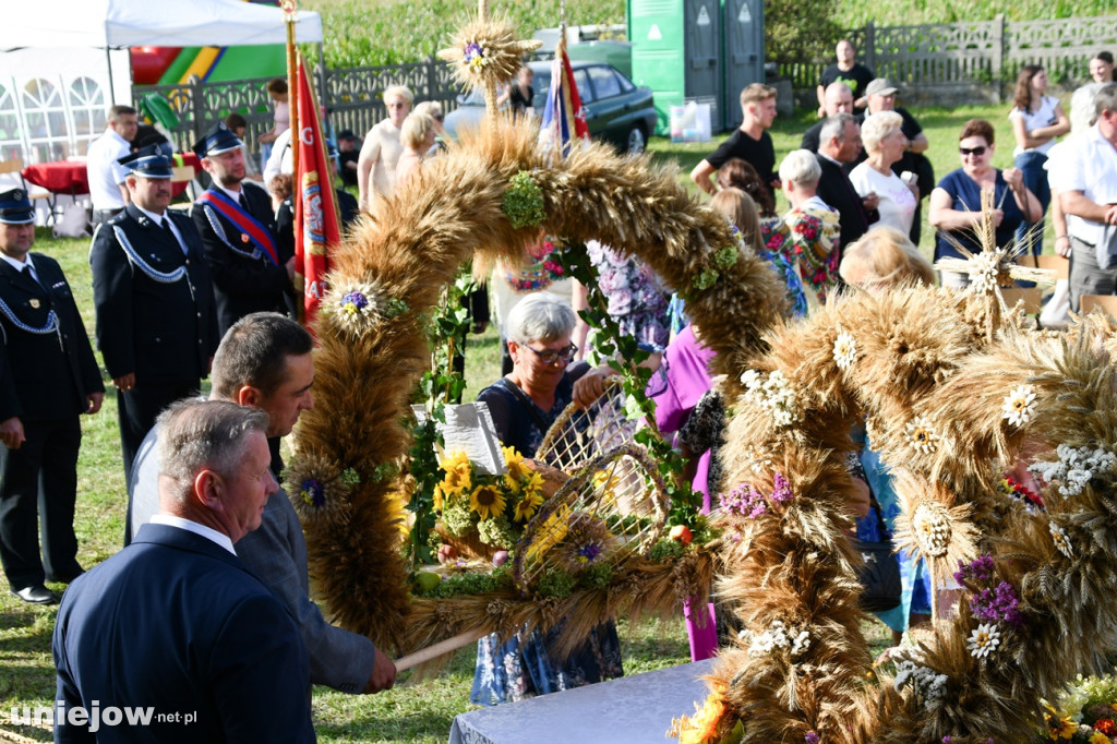 Gmina Uniejów. Dożynki gminno-parafialne gościły w Wieleninie Kolonii