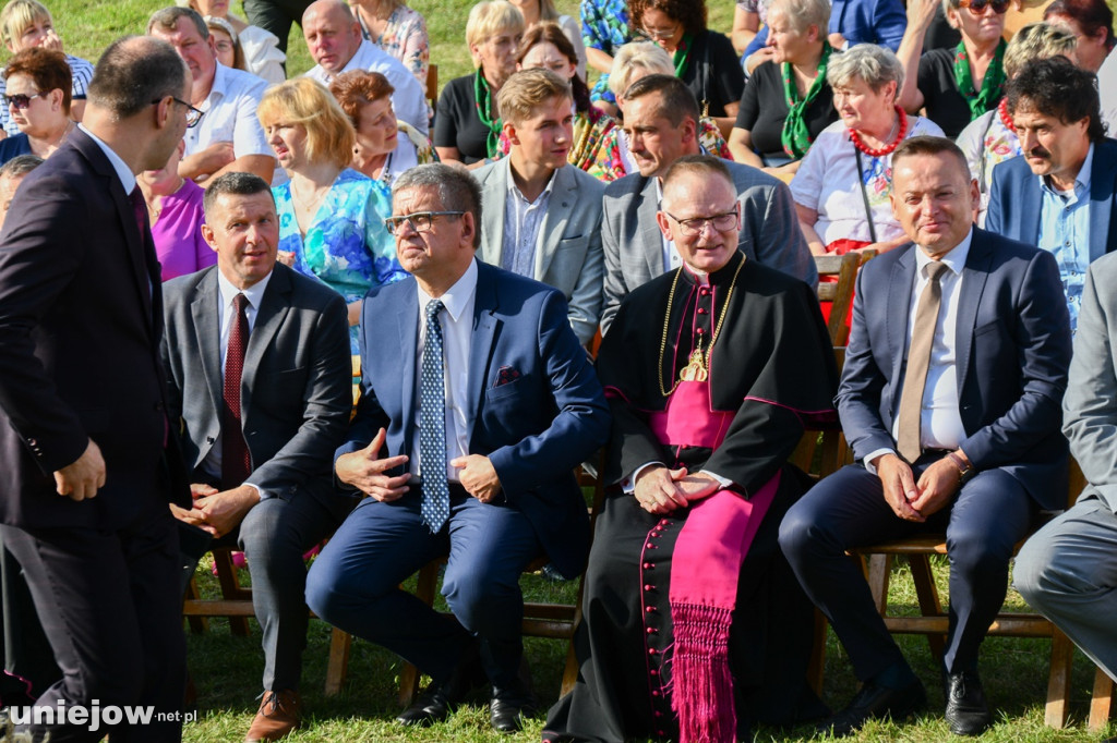 Gmina Uniejów. Dożynki gminno-parafialne gościły w Wieleninie Kolonii