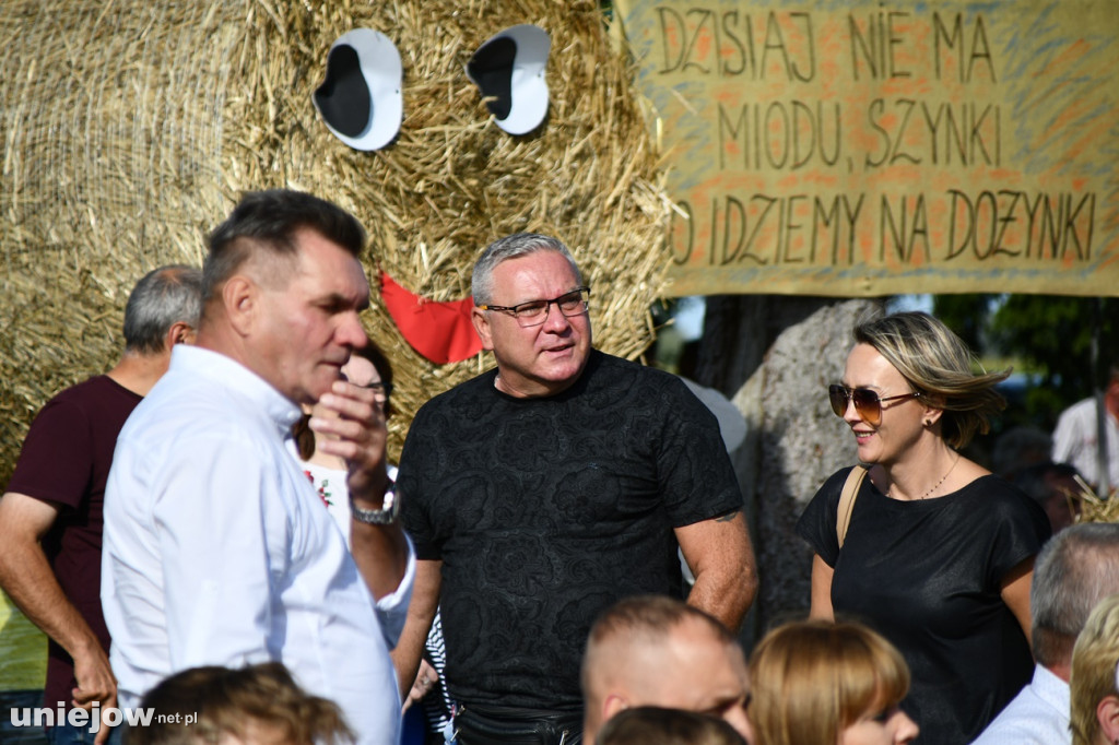 Gmina Uniejów. Dożynki gminno-parafialne gościły w Wieleninie Kolonii