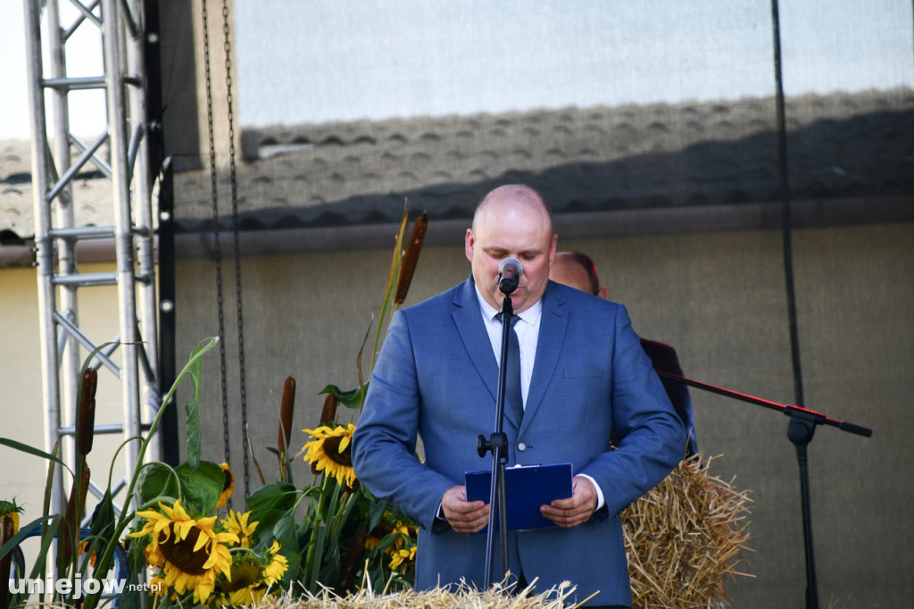 Gmina Uniejów. Dożynki gminno-parafialne gościły w Wieleninie Kolonii