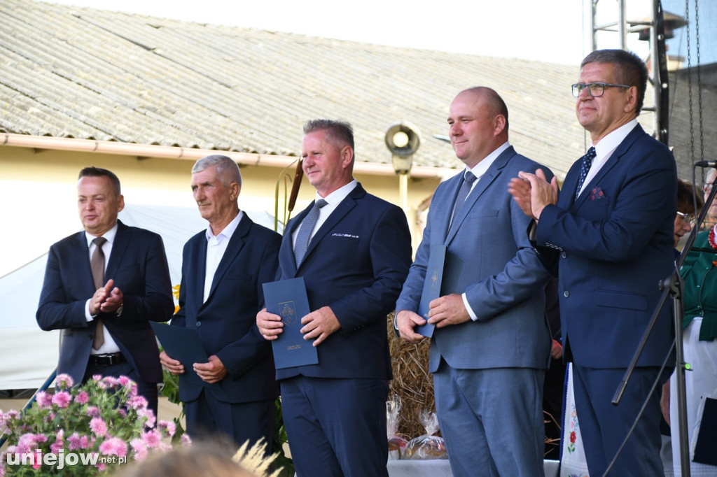 Gmina Uniejów. Dożynki gminno-parafialne gościły w Wieleninie Kolonii