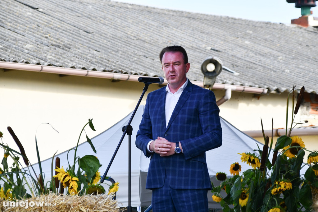 Gmina Uniejów. Dożynki gminno-parafialne gościły w Wieleninie Kolonii
