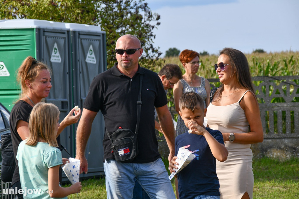Gmina Uniejów. Dożynki gminno-parafialne gościły w Wieleninie Kolonii