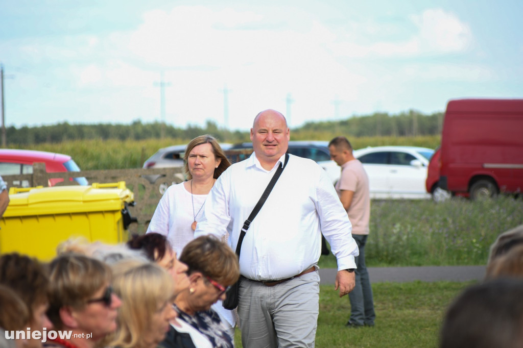 Gmina Uniejów. Dożynki gminno-parafialne gościły w Wieleninie Kolonii