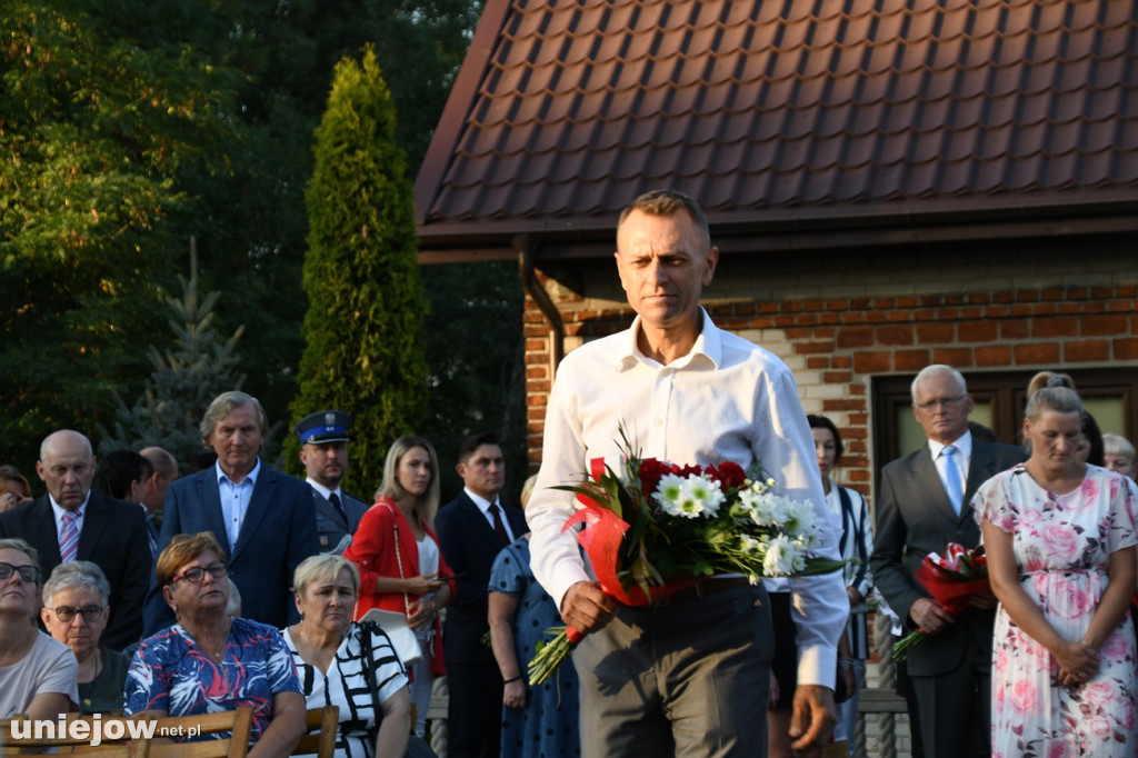 Obchody 84. rocznicy mordu na ludności w Czekaju