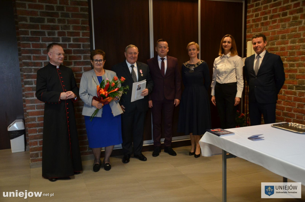 Wręczono medale a długoletnie pożycie małżeńskie