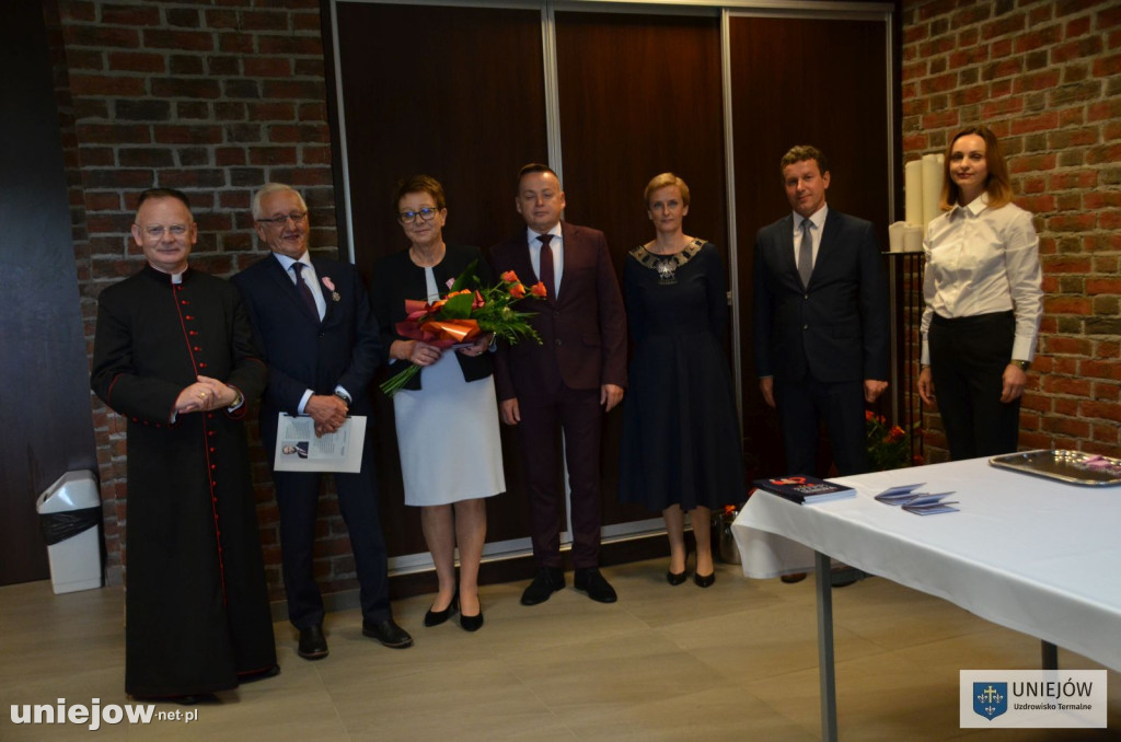 Wręczono medale a długoletnie pożycie małżeńskie