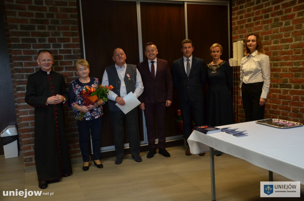 Wręczono medale a długoletnie pożycie małżeńskie