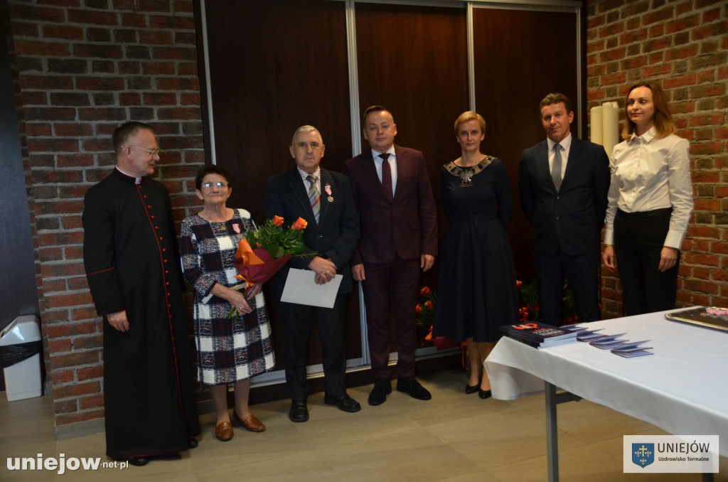 Wręczono medale a długoletnie pożycie małżeńskie