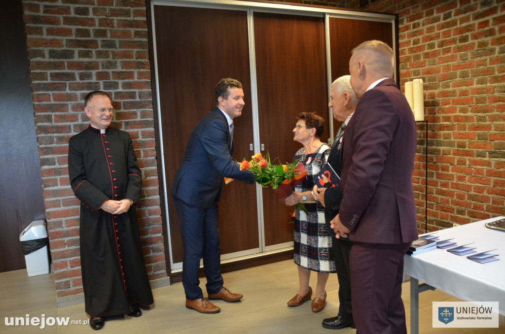Wręczono medale a długoletnie pożycie małżeńskie