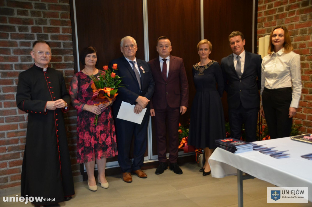 Wręczono medale a długoletnie pożycie małżeńskie