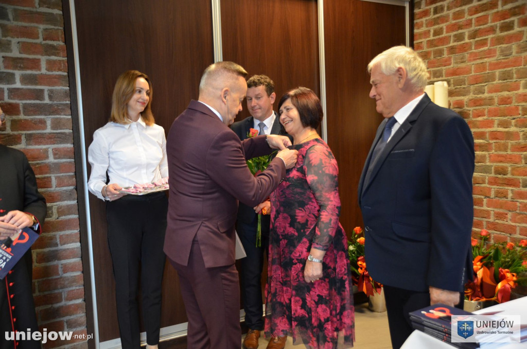 Wręczono medale a długoletnie pożycie małżeńskie