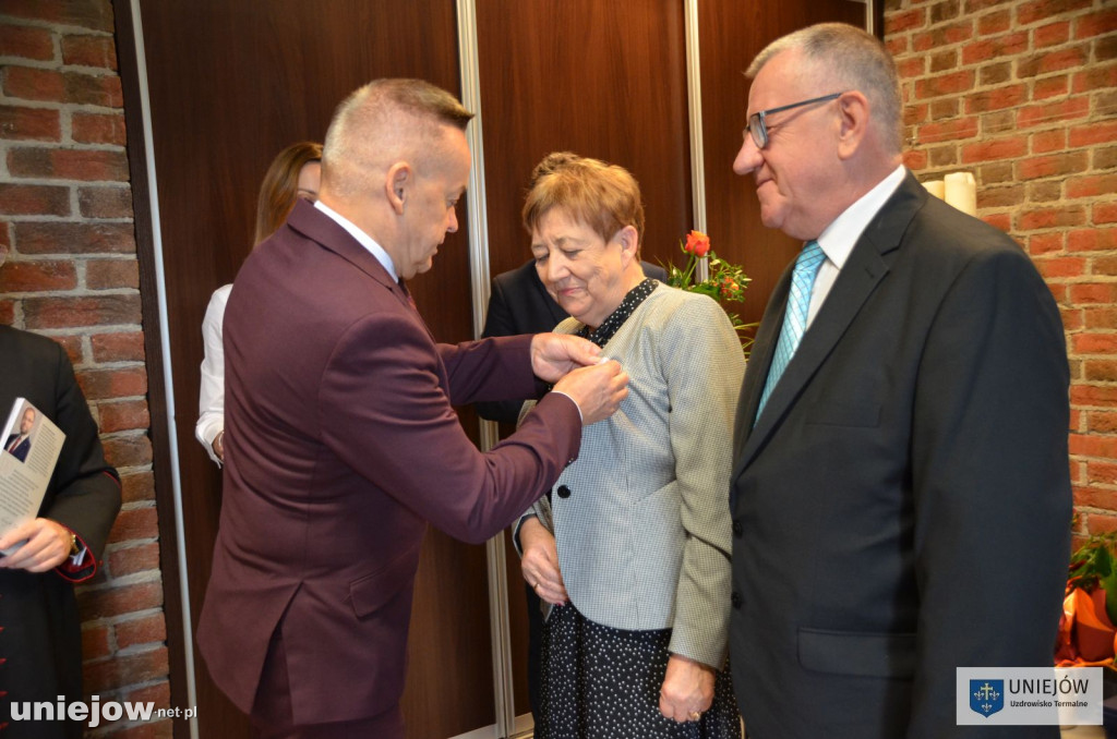 Wręczono medale a długoletnie pożycie małżeńskie