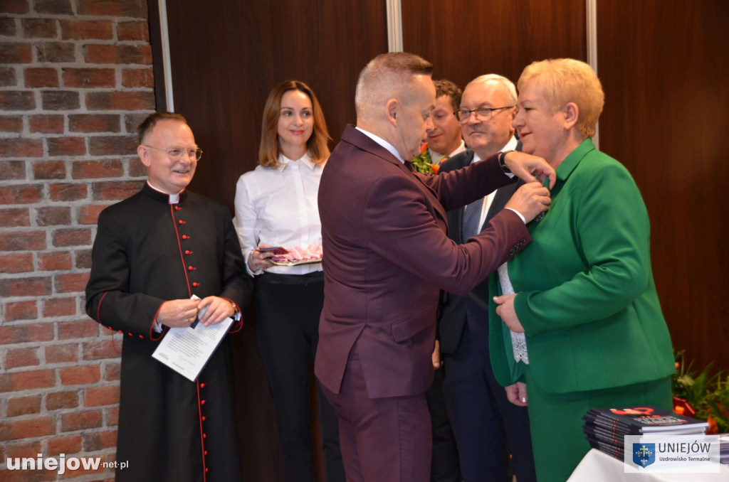 Wręczono medale a długoletnie pożycie małżeńskie