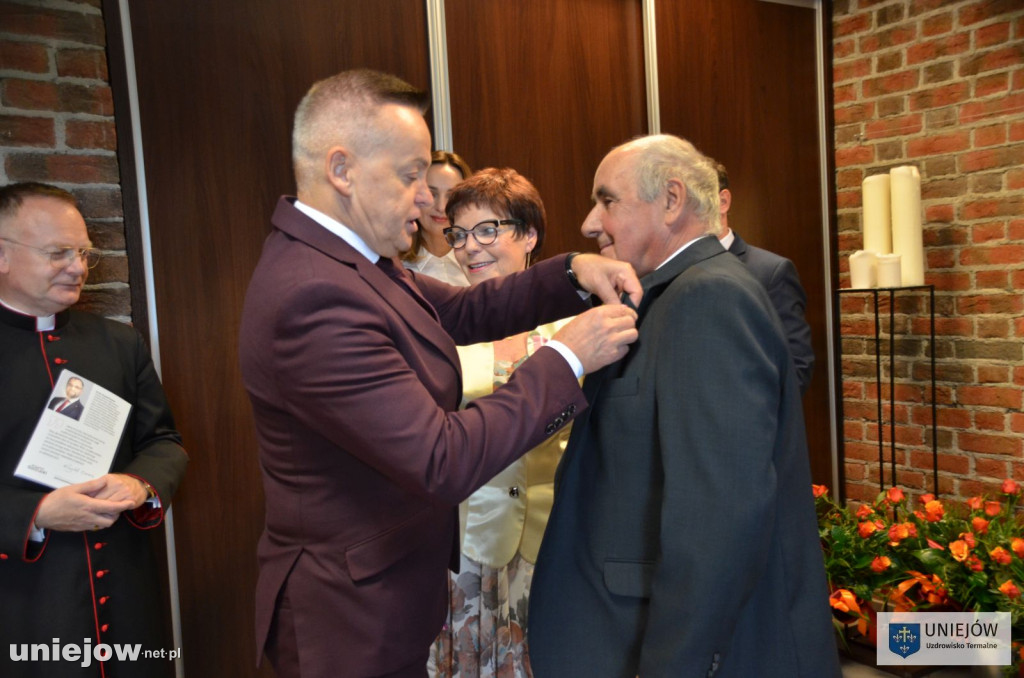 Wręczono medale a długoletnie pożycie małżeńskie