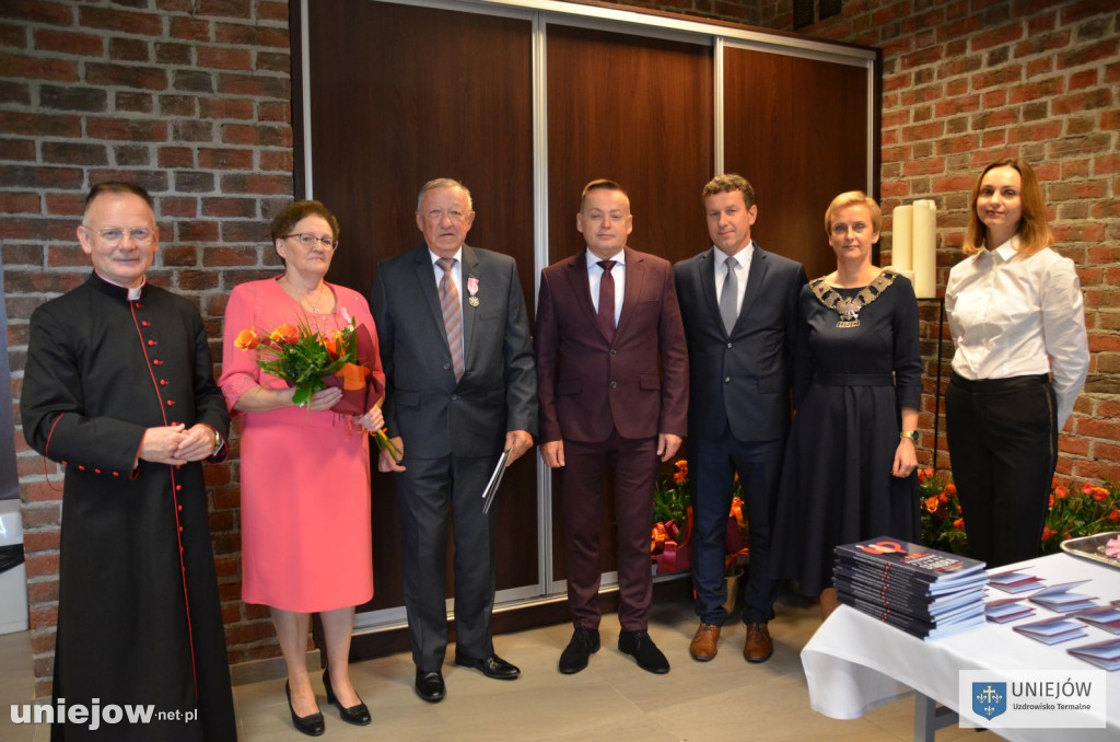 Wręczono medale a długoletnie pożycie małżeńskie