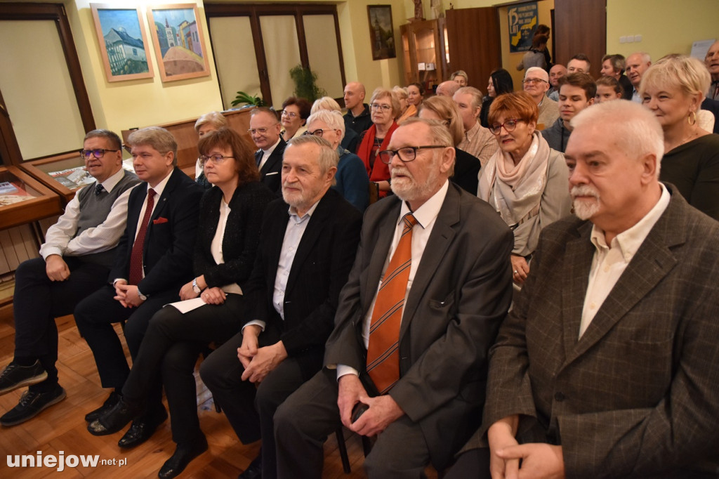 Wręczono tytuł honorowego Członka Towarzystwa Przyjaciół Uniejowa