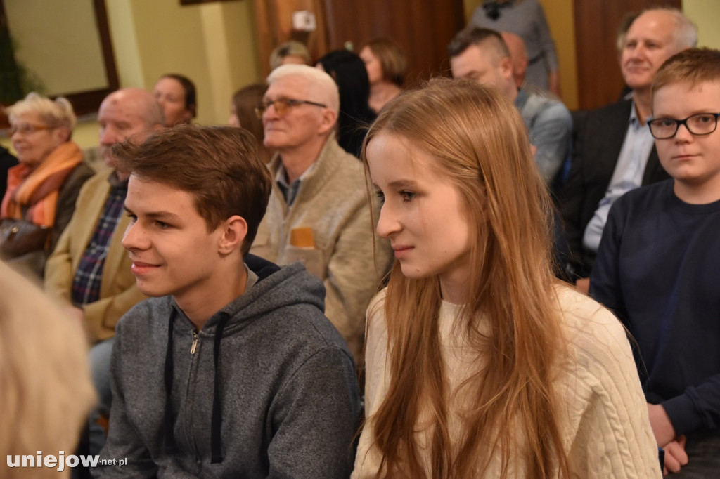 Wręczono tytuł honorowego Członka Towarzystwa Przyjaciół Uniejowa