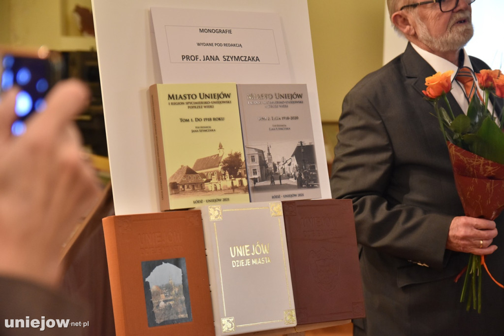 Wręczono tytuł honorowego Członka Towarzystwa Przyjaciół Uniejowa