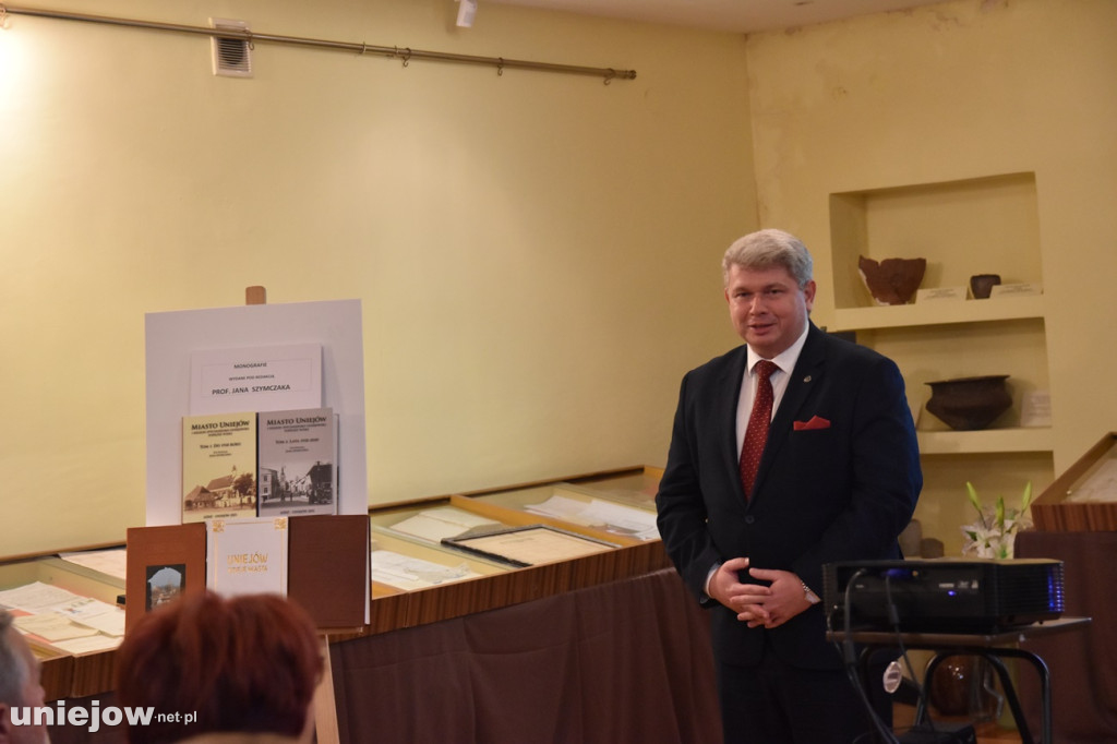 Wręczono tytuł honorowego Członka Towarzystwa Przyjaciół Uniejowa