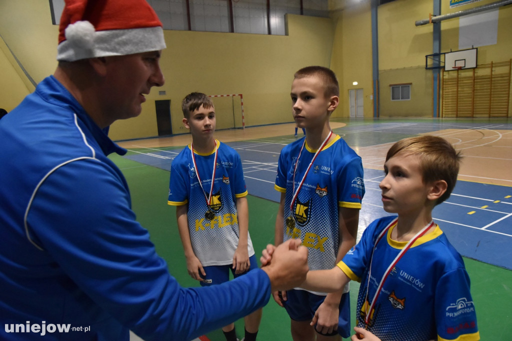 Turniej z Mikołajem i prezentacja maskotki Akademii