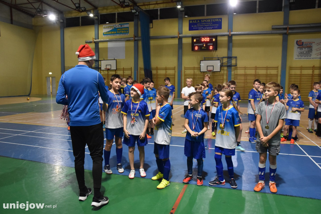 Turniej z Mikołajem i prezentacja maskotki Akademii