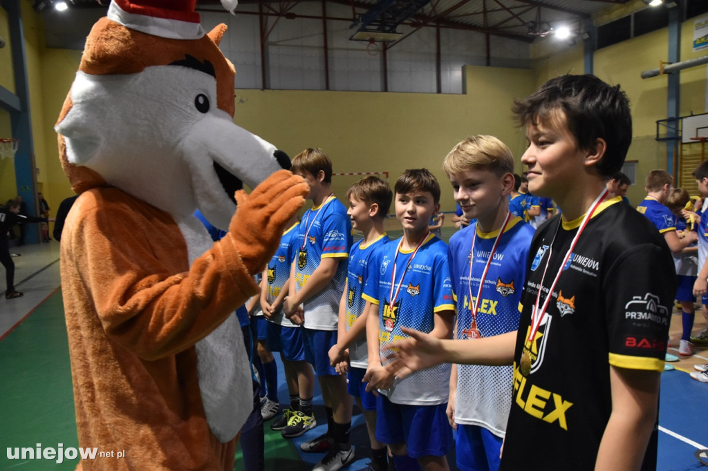 Turniej z Mikołajem i prezentacja maskotki Akademii