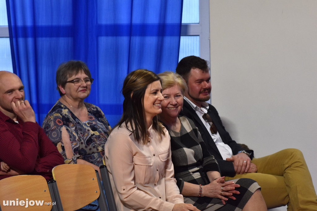 Uniejowska Grupa Wokalna na koncercie rodzinym