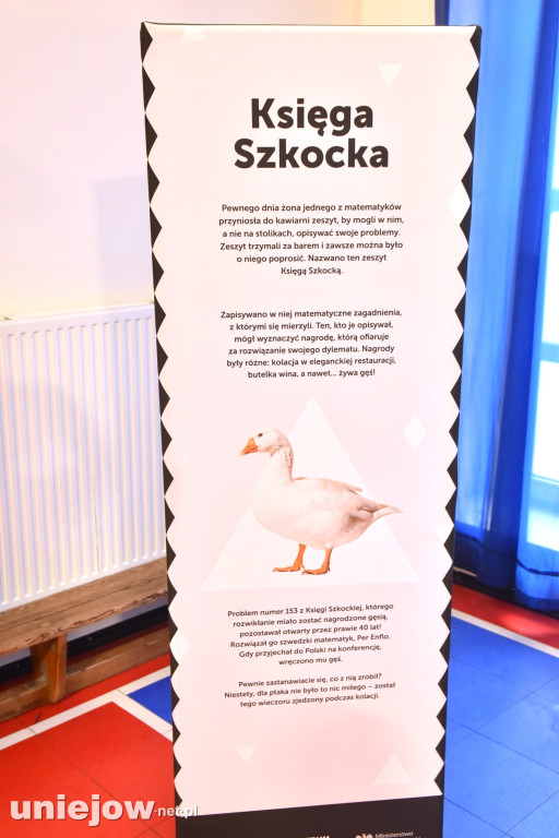 Matematyczna wystawa Kopernika w Uniejowie