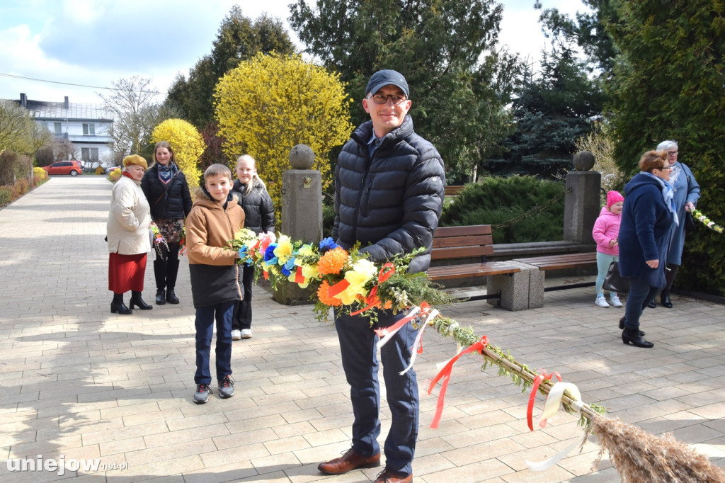 Największe palmy w konkursie palm wielkanocnych w Wilamowie