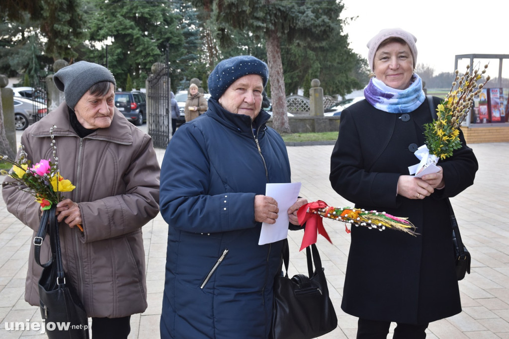 Największe palmy w konkursie palm wielkanocnych w Wilamowie