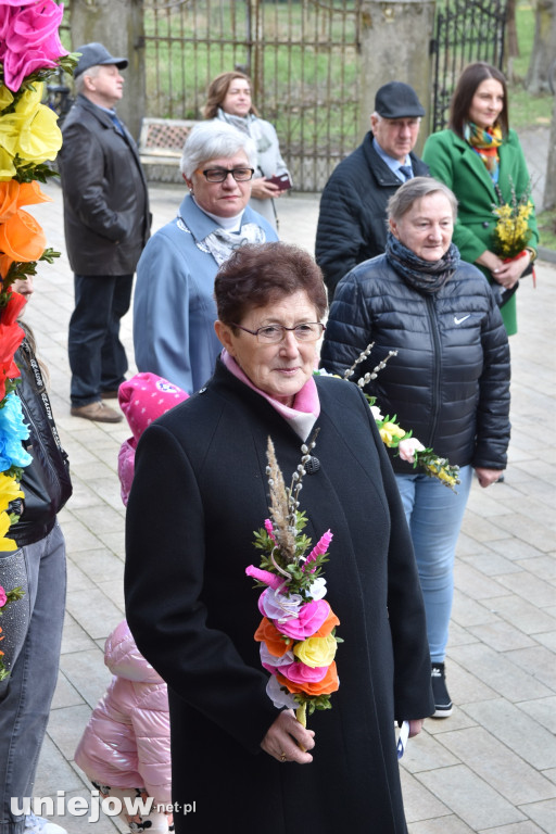 Największe palmy w konkursie palm wielkanocnych w Wilamowie