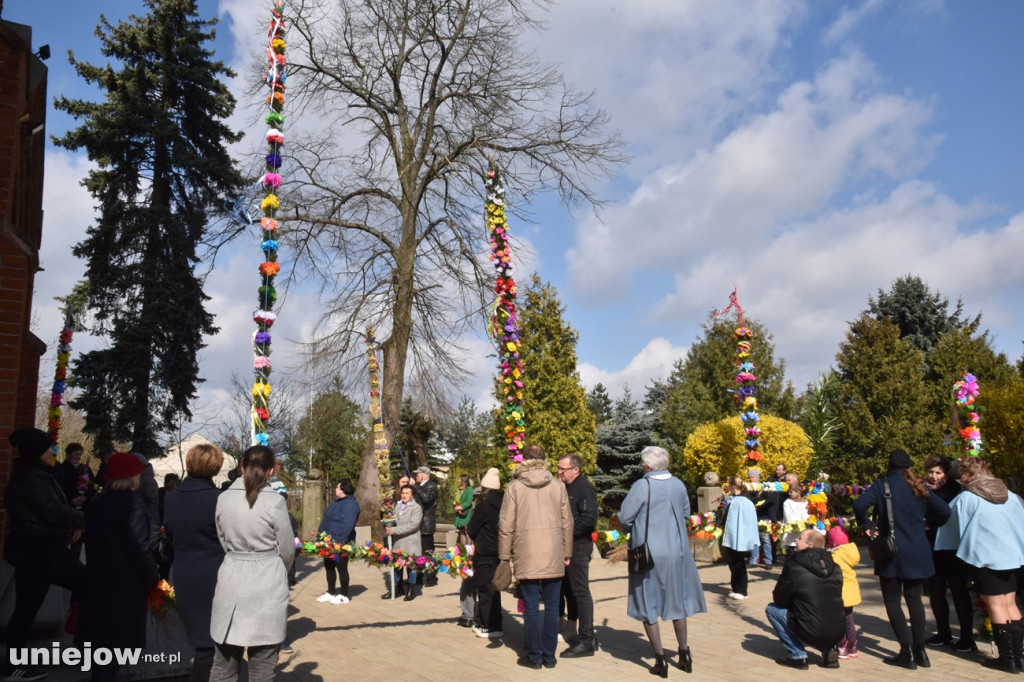 Największe palmy w konkursie palm wielkanocnych w Wilamowie