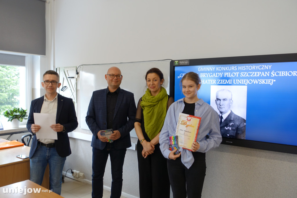 Gminny konkurs historyczny w Wieleninie