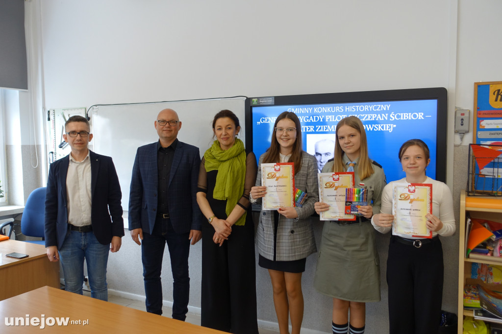 Gminny konkurs historyczny w Wieleninie
