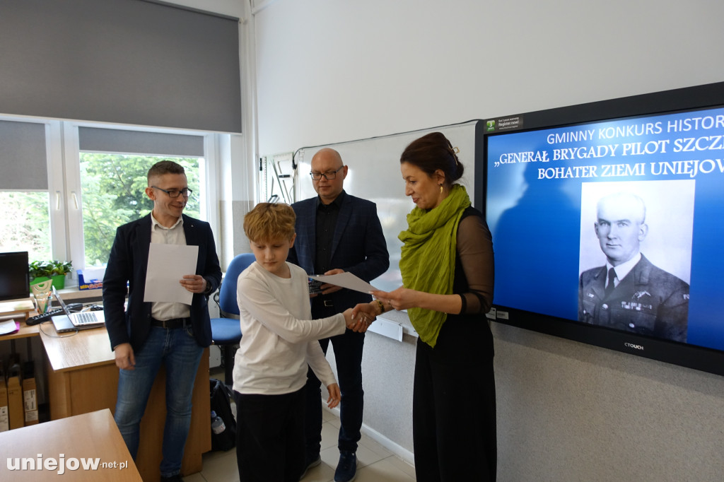 Gminny konkurs historyczny w Wieleninie