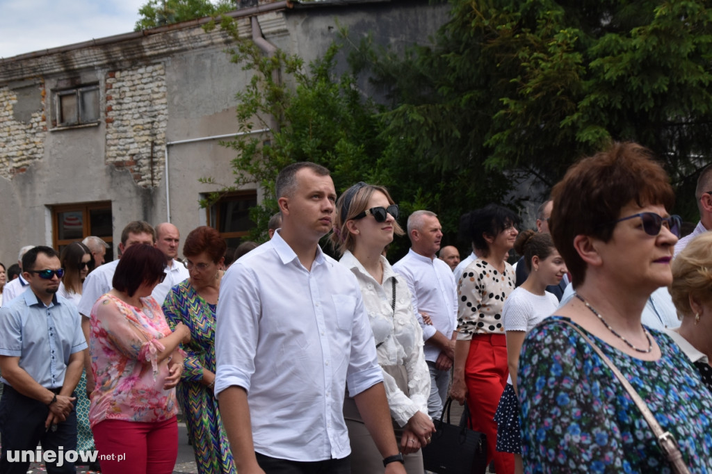 Uniejów świętuje Boże Ciało uroczystą procesją
