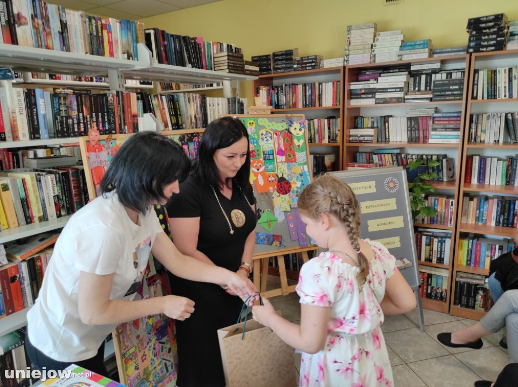 „Zakładka do książki''. Biblioteka powiatowa rozstrzygnęła konkurs