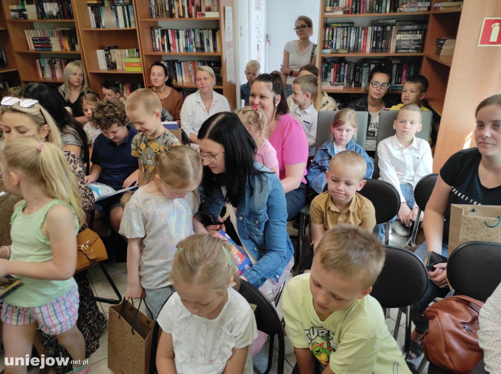 „Zakładka do książki''. Biblioteka powiatowa rozstrzygnęła konkurs