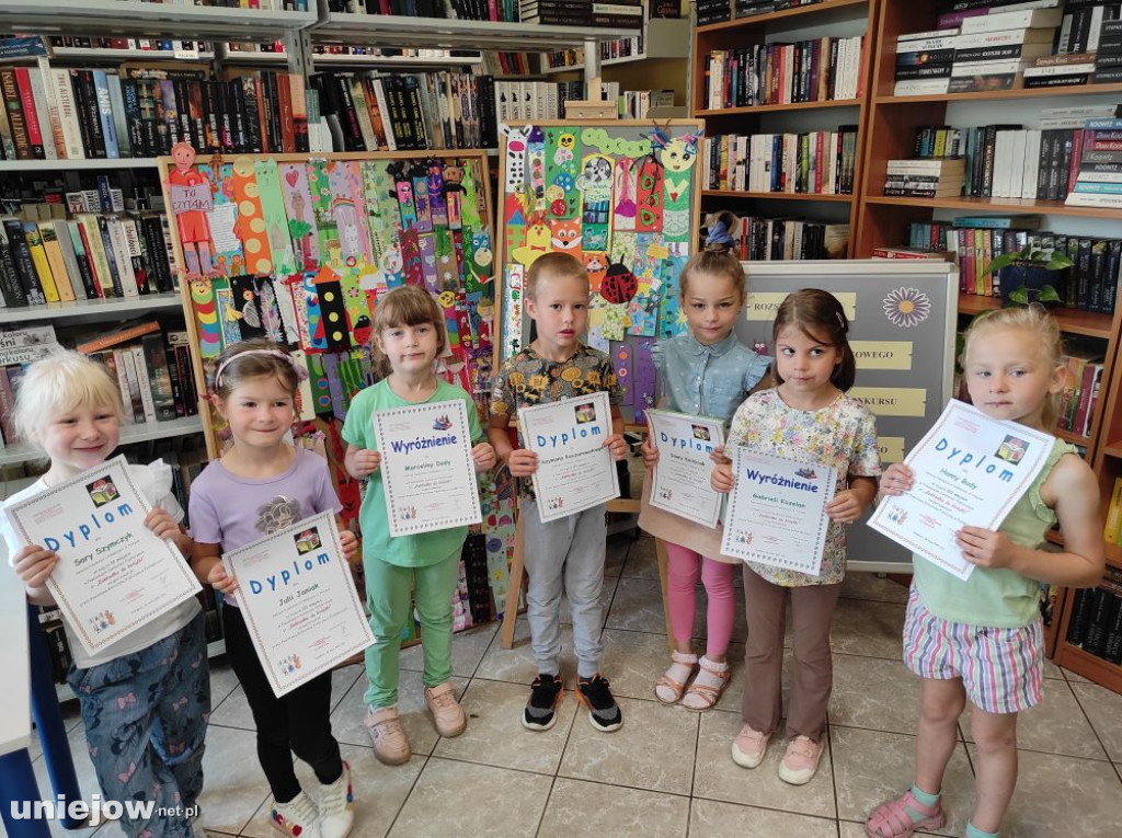 „Zakładka do książki''. Biblioteka powiatowa rozstrzygnęła konkurs