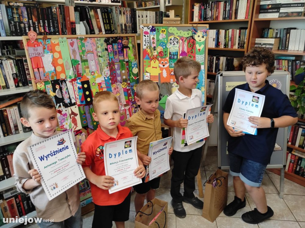 „Zakładka do książki''. Biblioteka powiatowa rozstrzygnęła konkurs